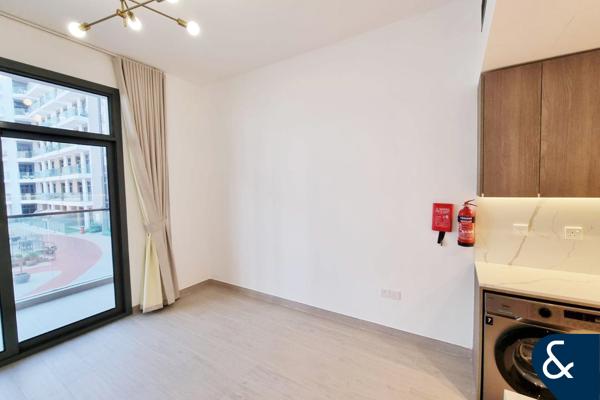 One Bedroom I Pool Facing I 602 Sqft I Rented